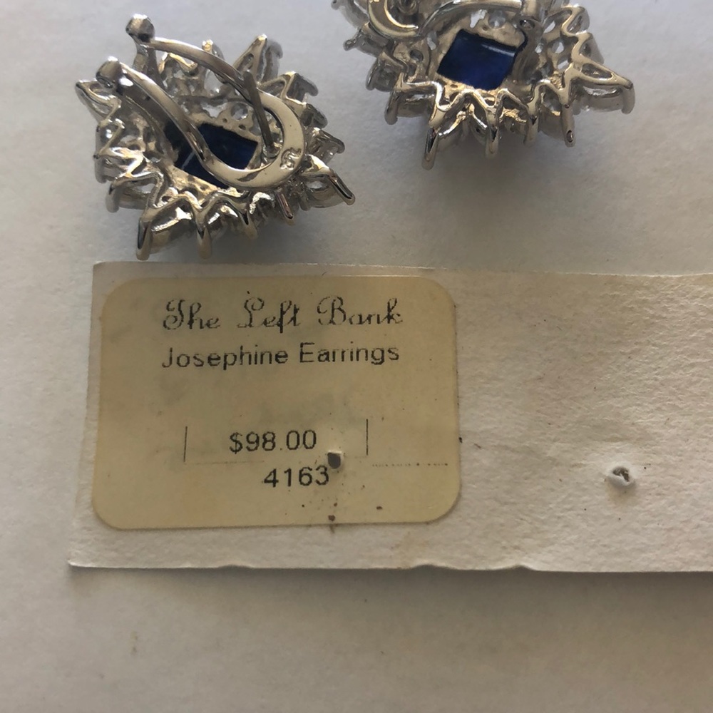 Silver cubic zirconia earrings - Picture 4 of 6